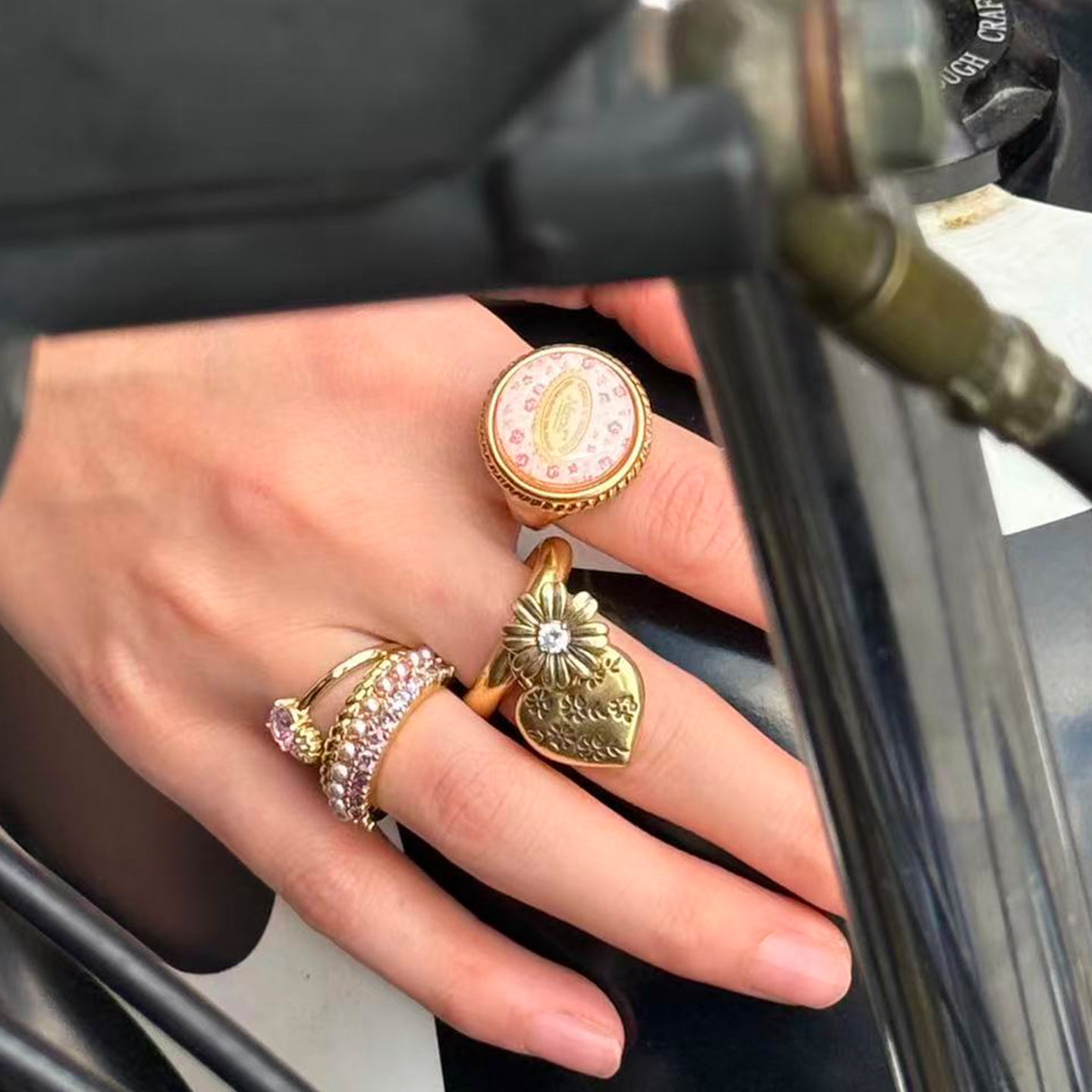 Signet Ring - Gold