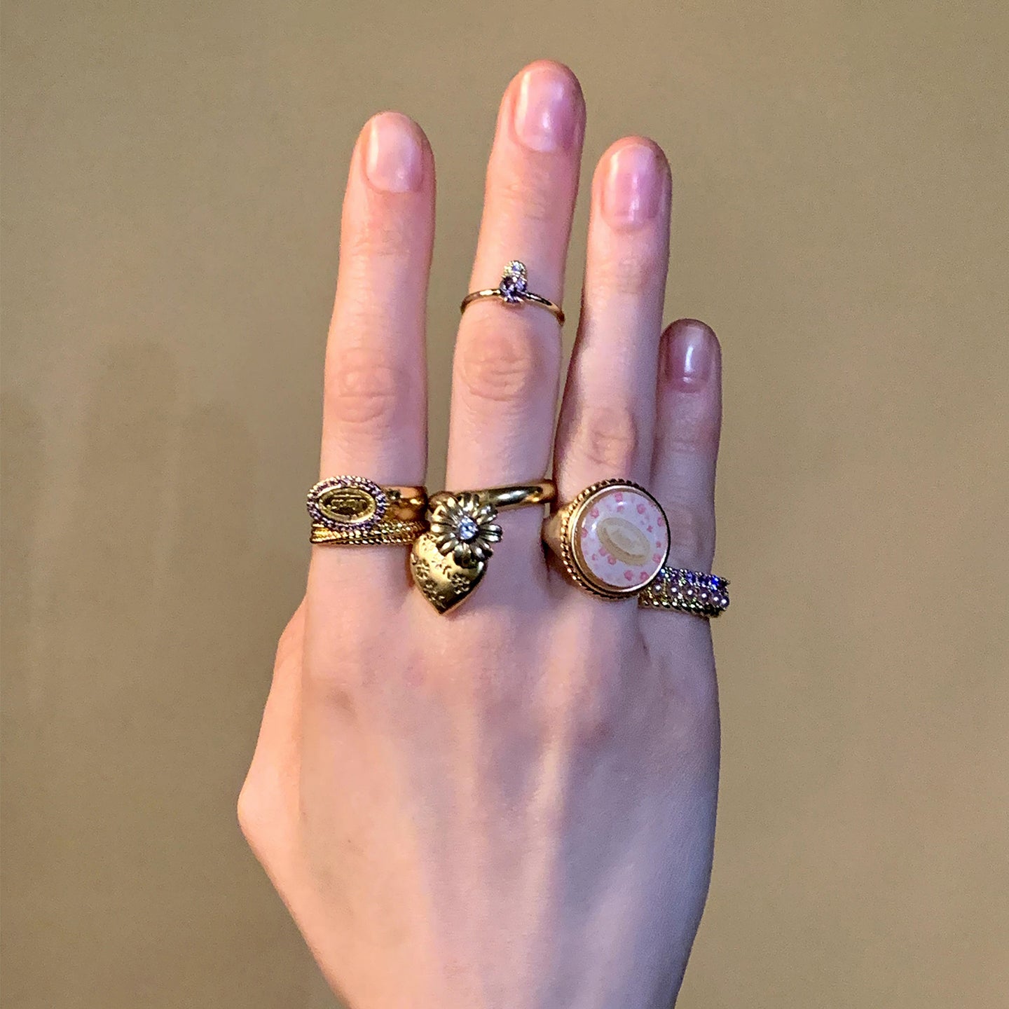 Treasure Melody Ring - Gold