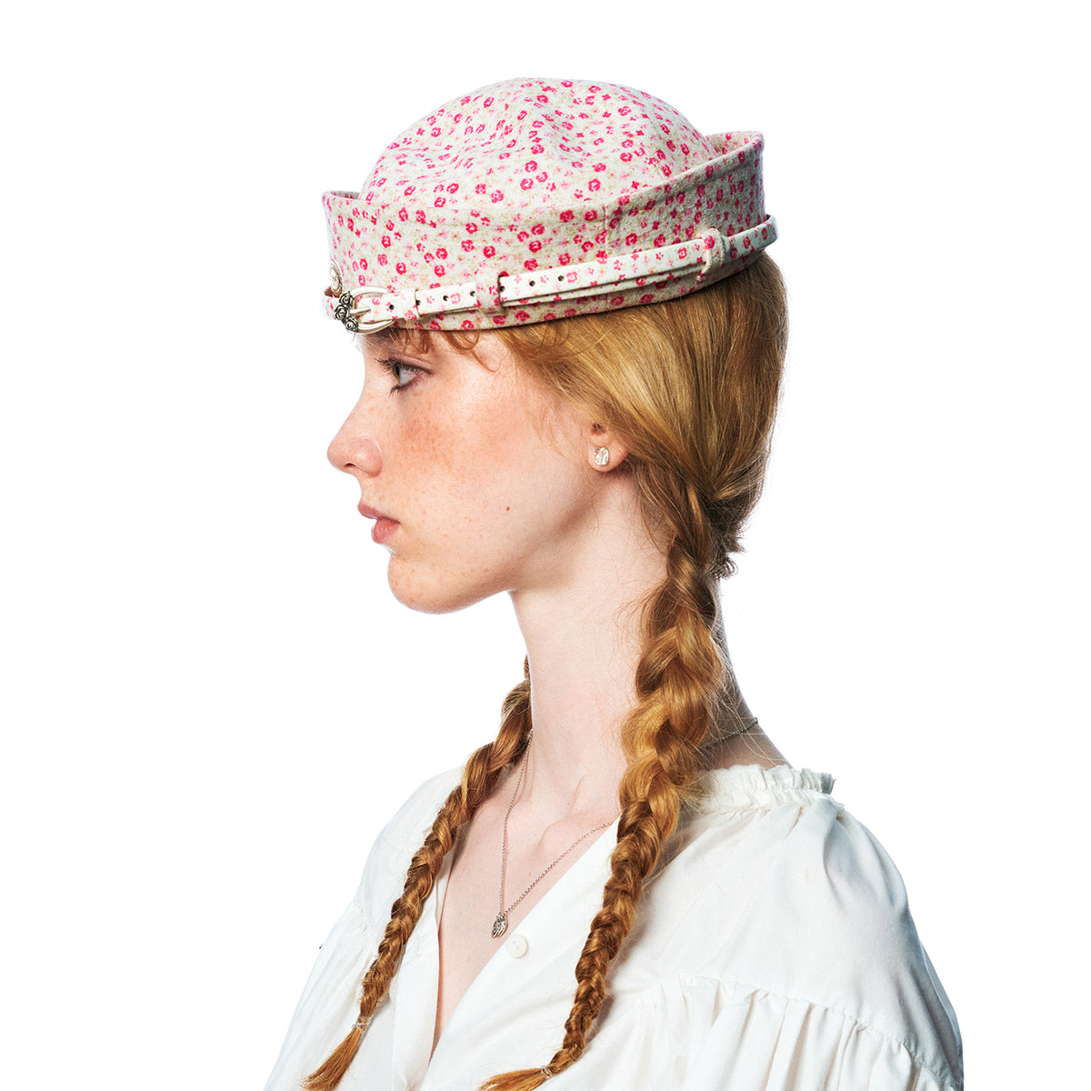 Utility Loop Rose Print Suede Miki Cap(1 Set, 1 Pieces)