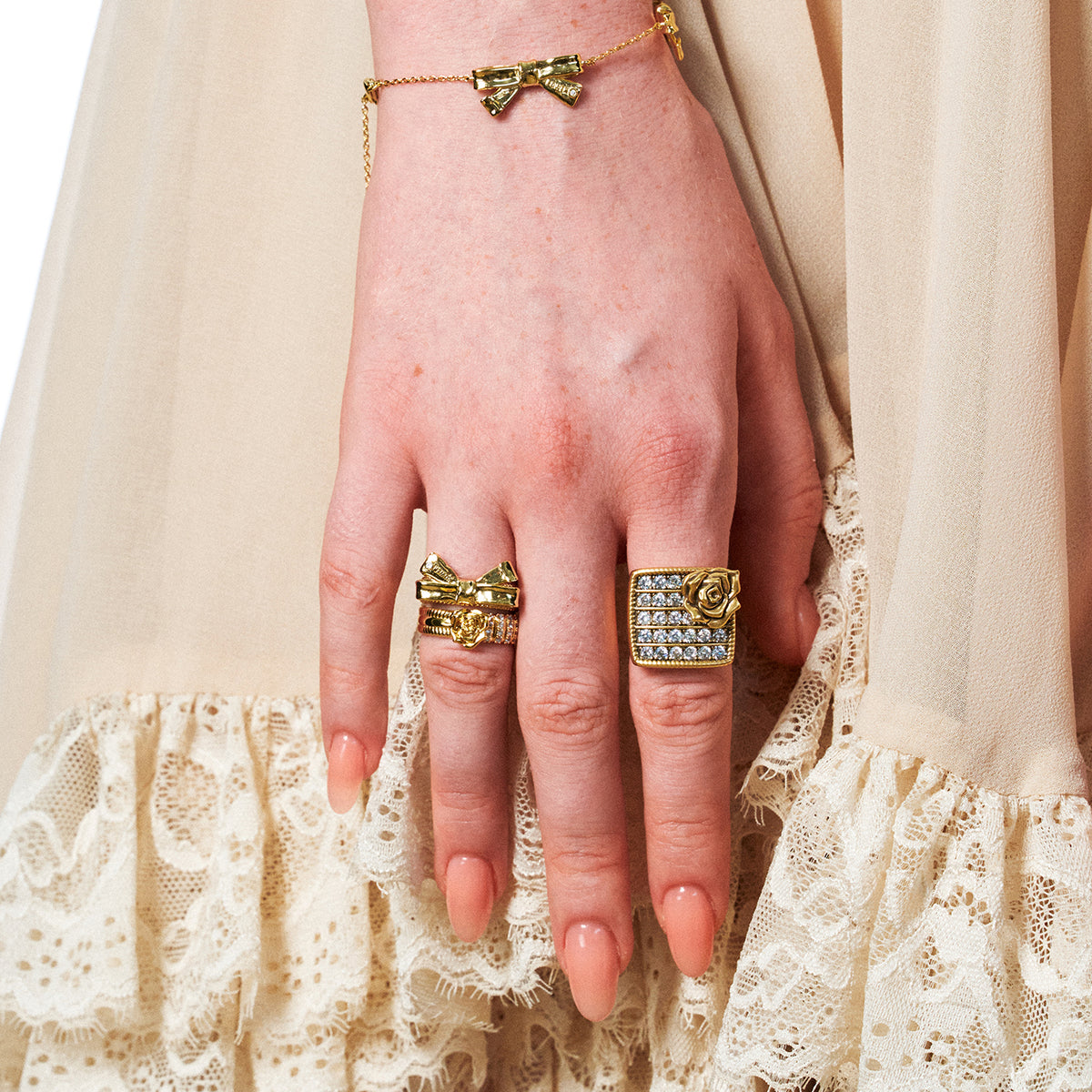 retro rose pavé setting cocktail ring