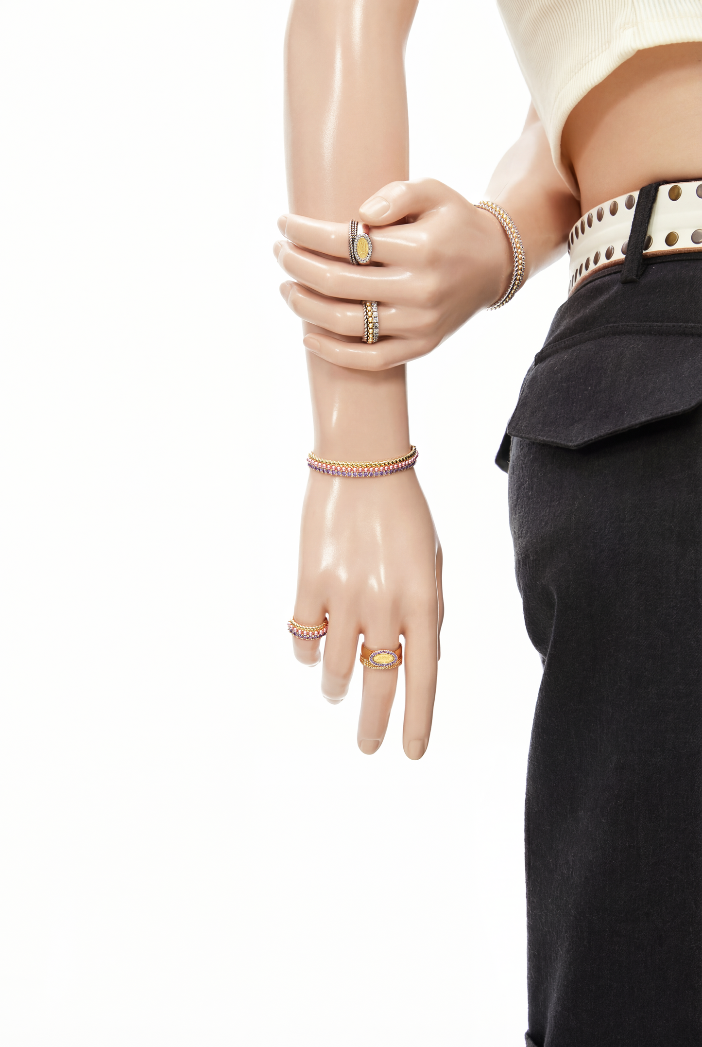 Treasure Melody Ring - Gold